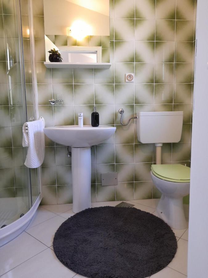 Apartments M Gregor Ideal For Relaxing Holidays Baska  Bagian luar foto