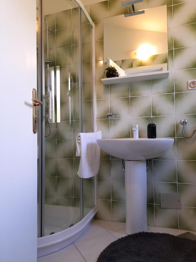 Apartments M Gregor Ideal For Relaxing Holidays Baska  Bagian luar foto